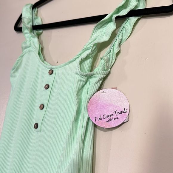 3/$25 Francesca’s body suit - Picture 2 of 4